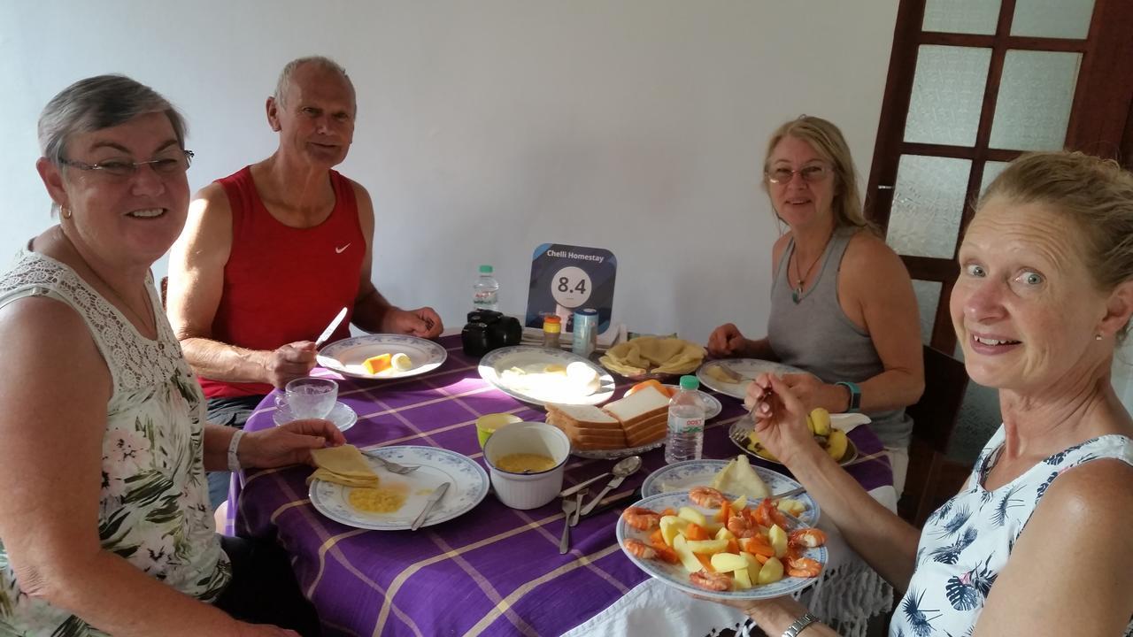 Chelli Homestay Негомбо Экстерьер фото